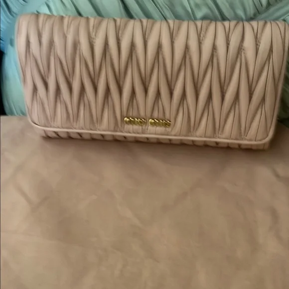 MIU MIU NWOT PINK WALLET - Picture 1 of 10